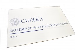sinaletica de impressao em plastico catolica